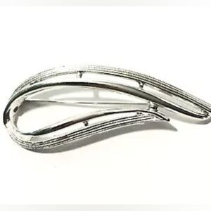 Vintage Sara Coventry Brooch Pin- 2.75” Silver Tone Brooch Pin in